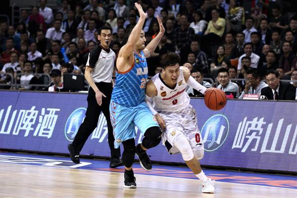  文班亚马首秀惊艳封盖集锦，马刺新生代掀起青春风暴