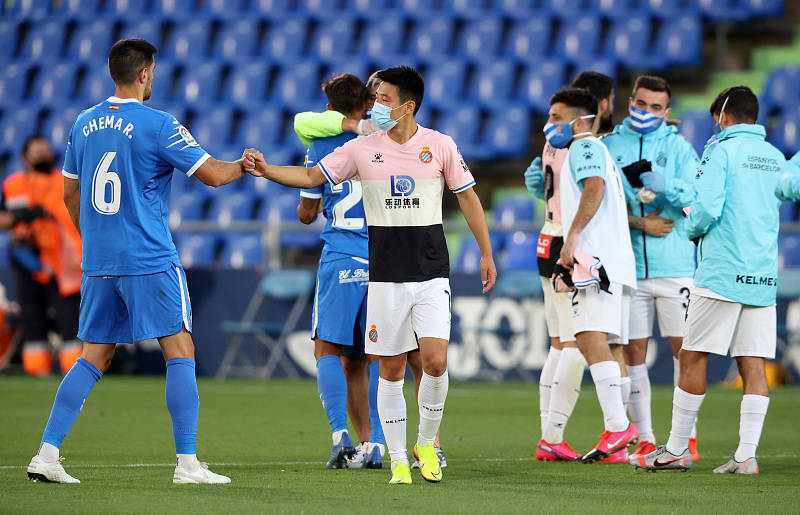  狼队锋线多点开花上演进球盛宴