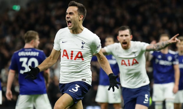  切尔西新援首秀建功，主场力克热刺止连败颓势